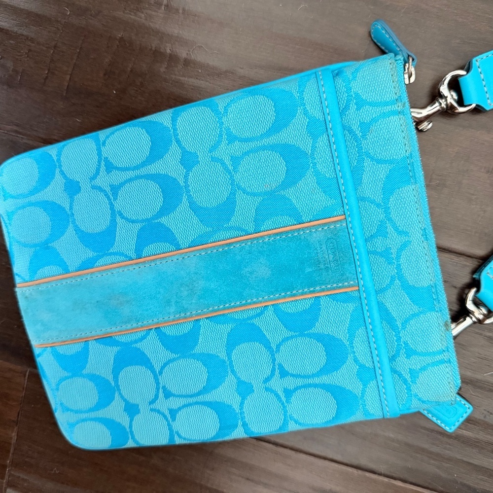 Y2K Vintage Coach Signature Logo Canvas and Suede Turquoise Colorful Crossbody - Picture 2 of 6